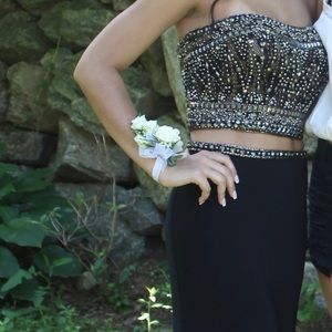 Black 2 piece prom dress worn once great condition